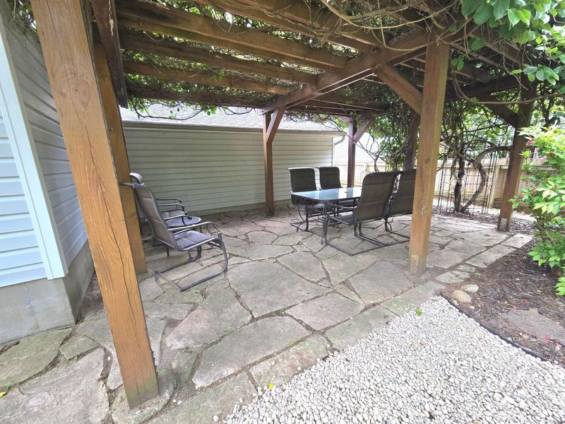3860 Ramblehurst Road, Columbus, OH 43221 Photo 31