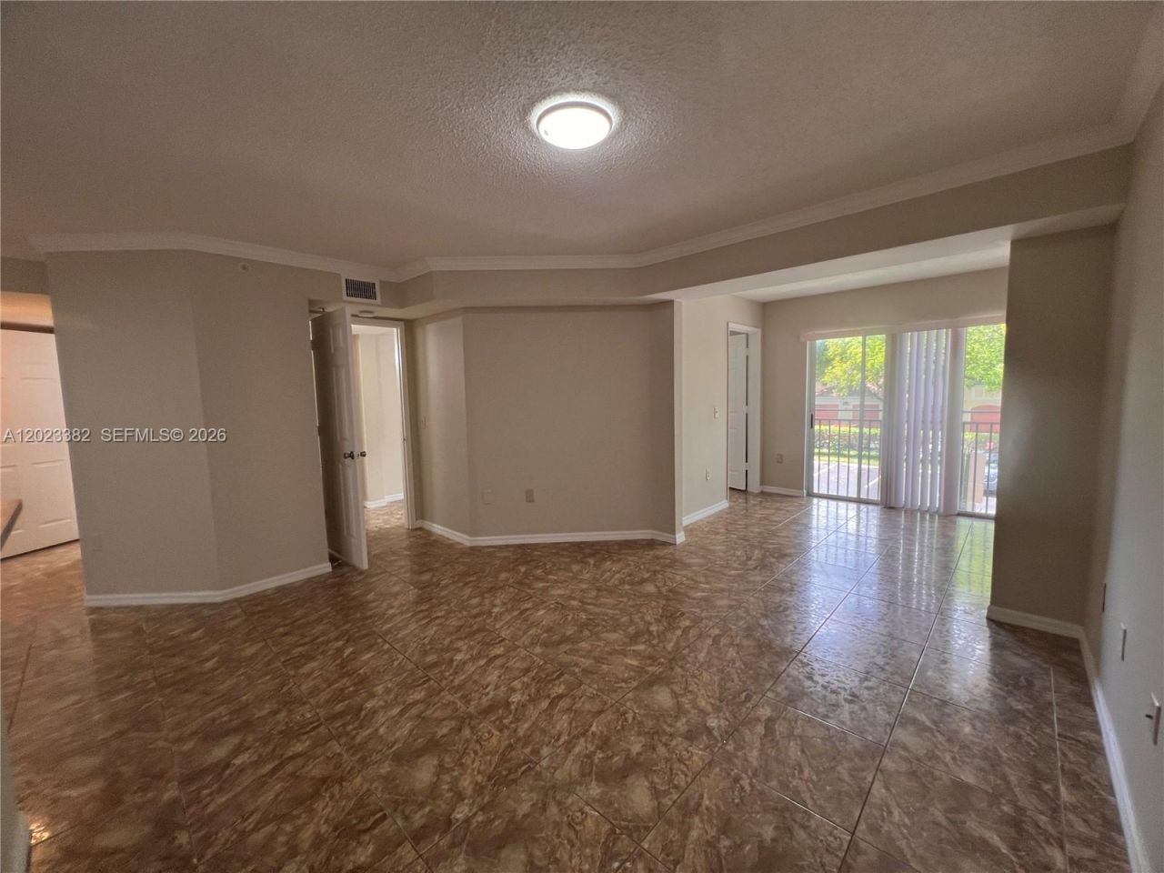 2496 Centergate Dr , Unit 205, Miramar, FL 33025 Photo