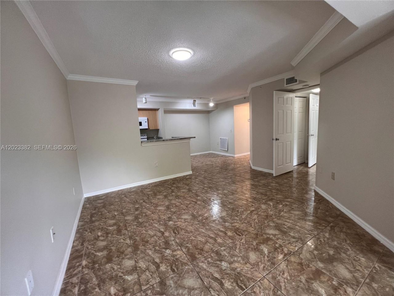 2496 Centergate Dr , Unit 205, Miramar, FL 33025 Photo
