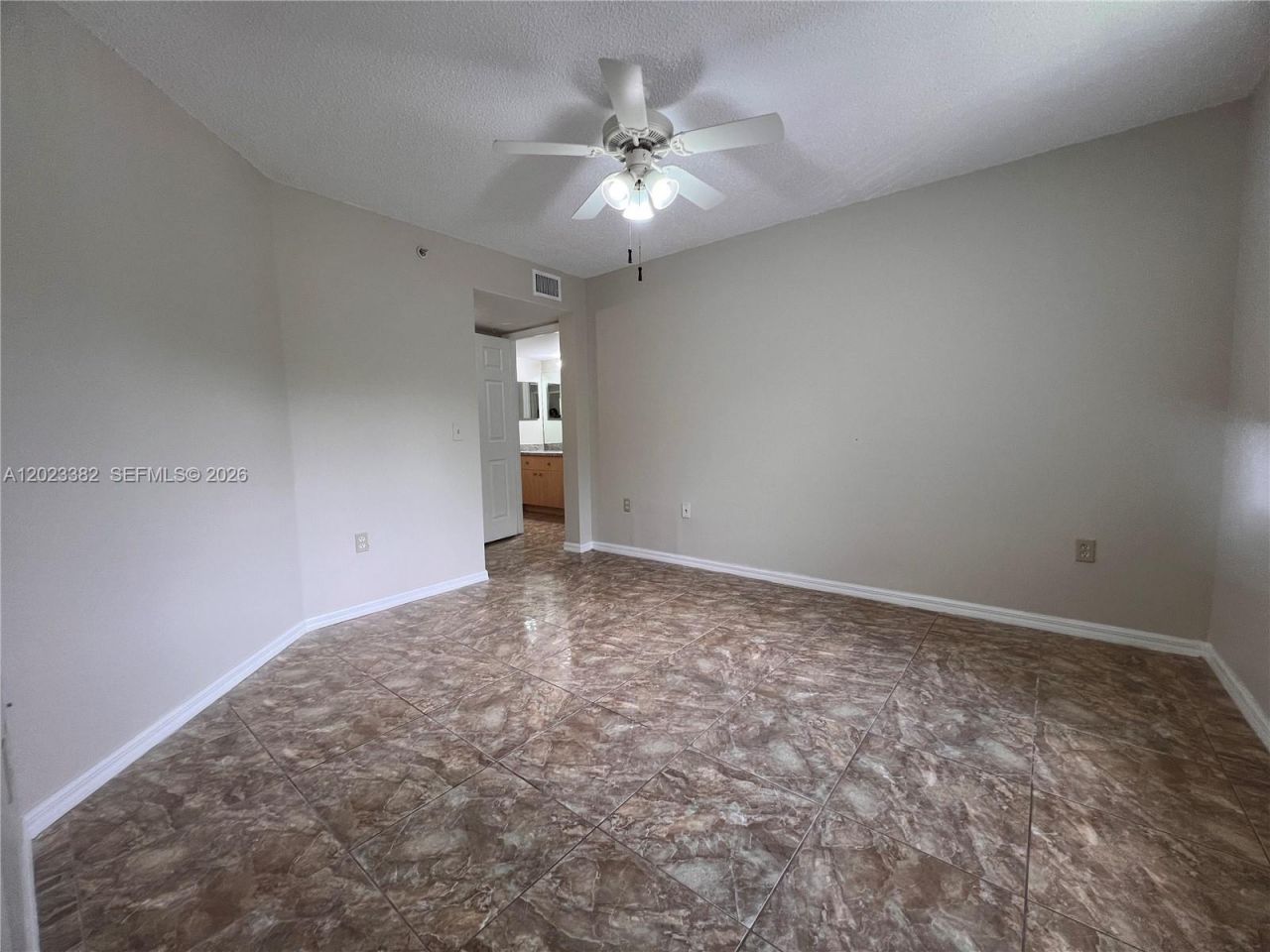 2496 Centergate Dr , Unit 205, Miramar, FL 33025 Photo