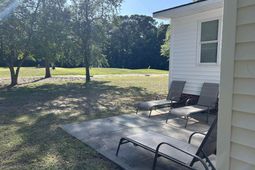 106 University Dr. photo 4