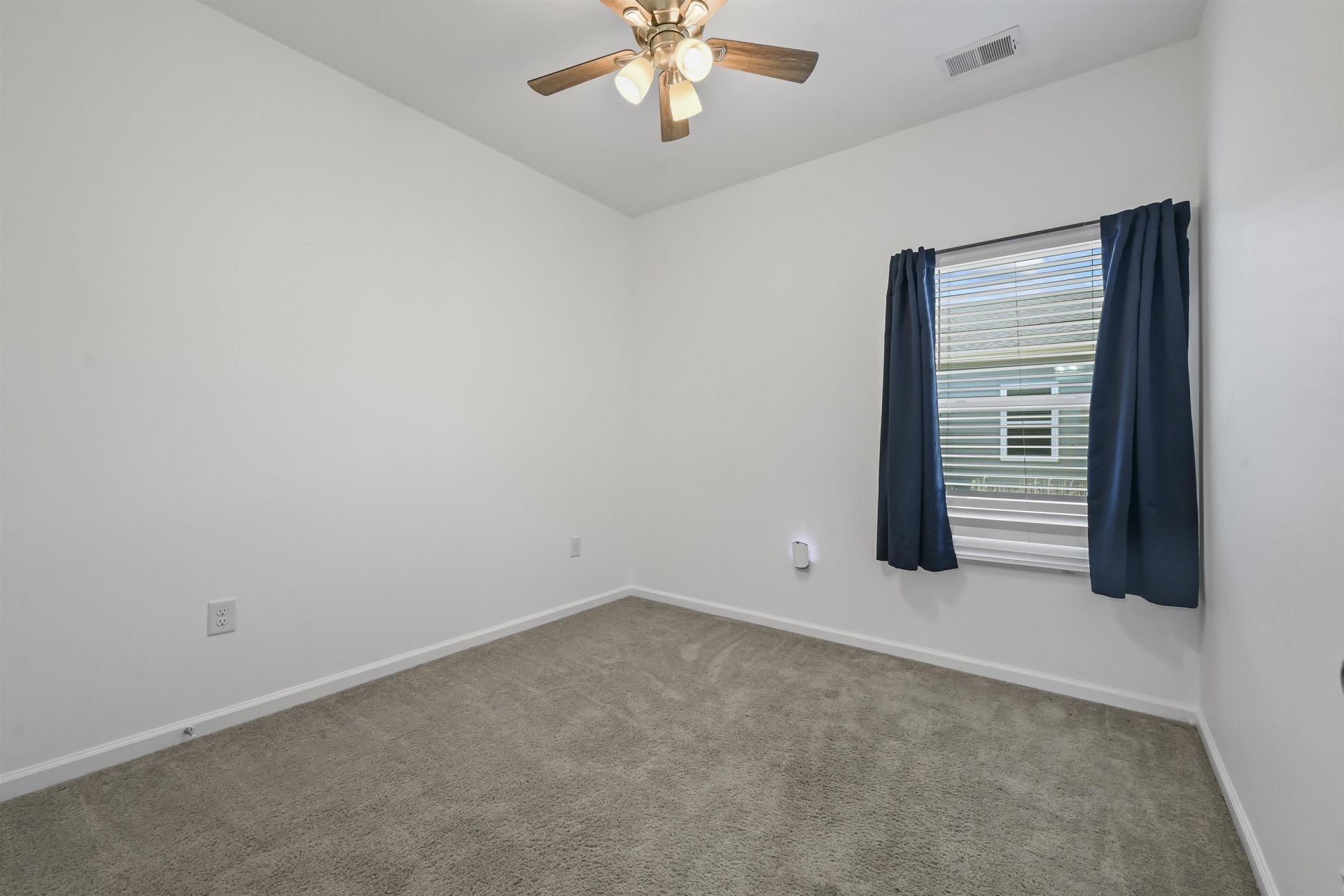 348 Angler Ct. Photo 14