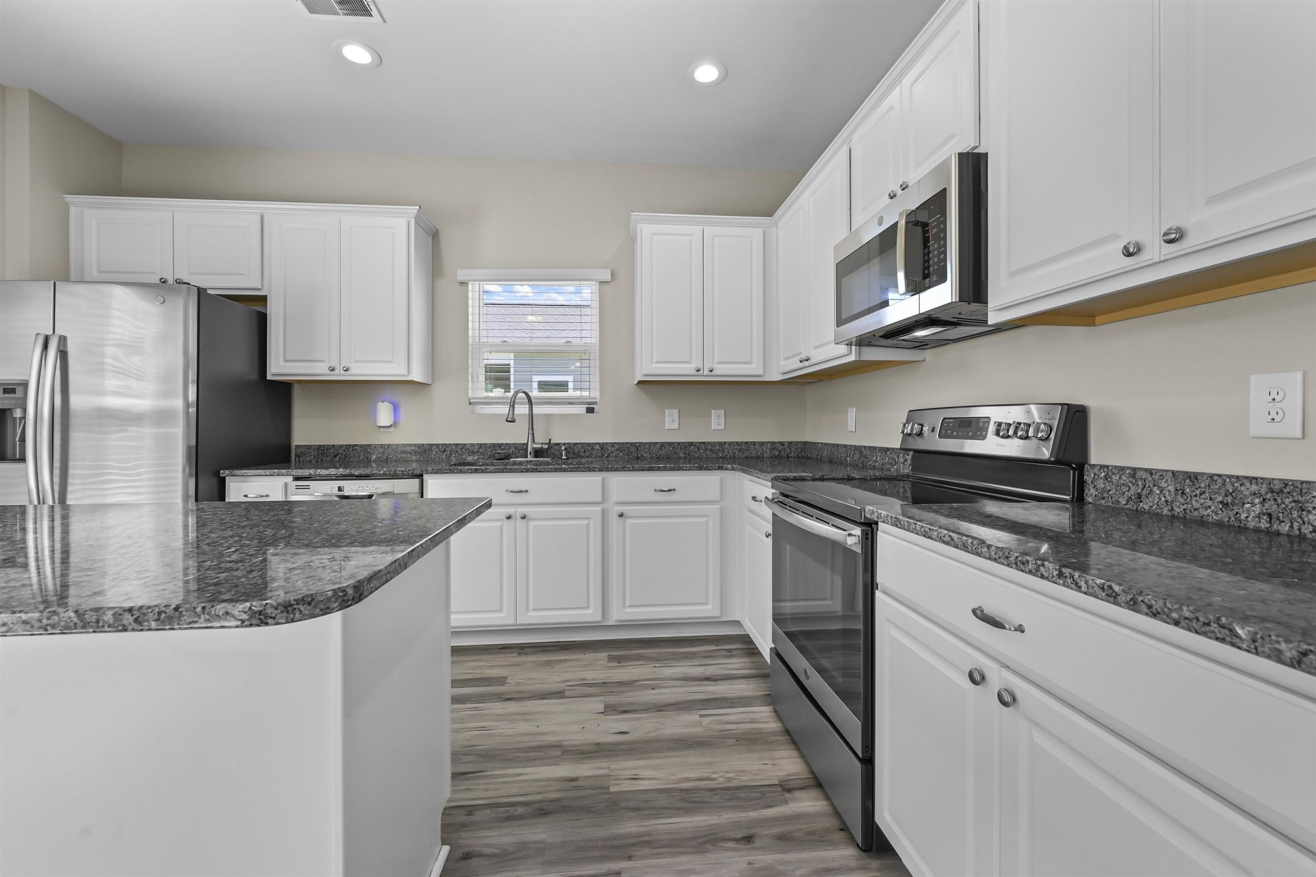 348 Angler Ct. Photo 27