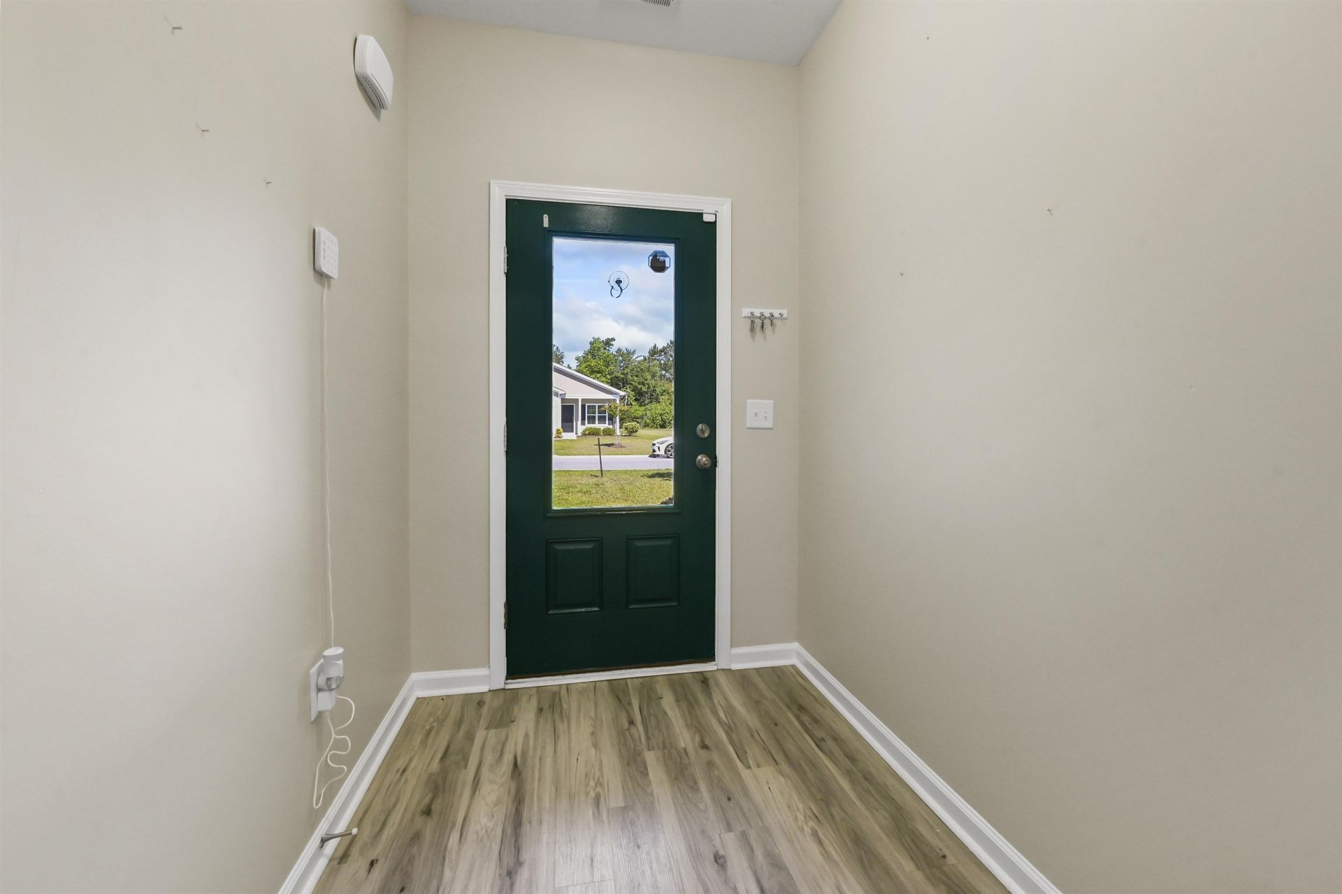 348 Angler Ct. Photo 6