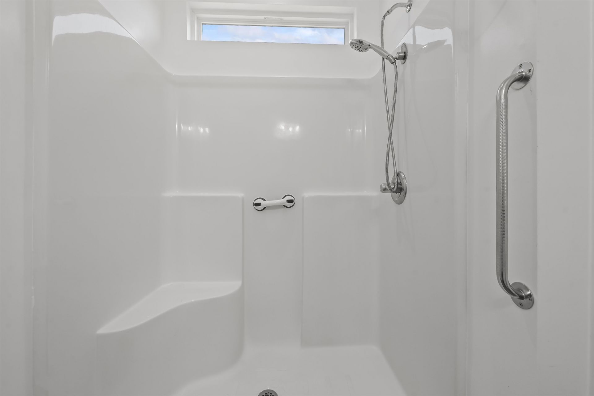 348 Angler Ct. Photo 9