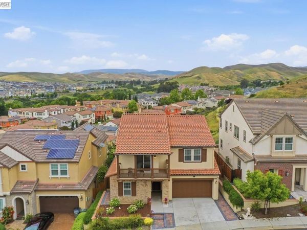 3871 Highpointe Ct, Dublin, CA 94568