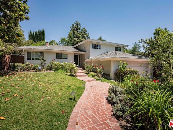 4415 Conchita Way, Tarzana, CA 91356