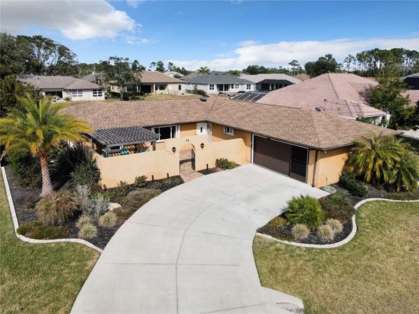 12 COLLINSON COURT , PALM COAST, FL 32137
