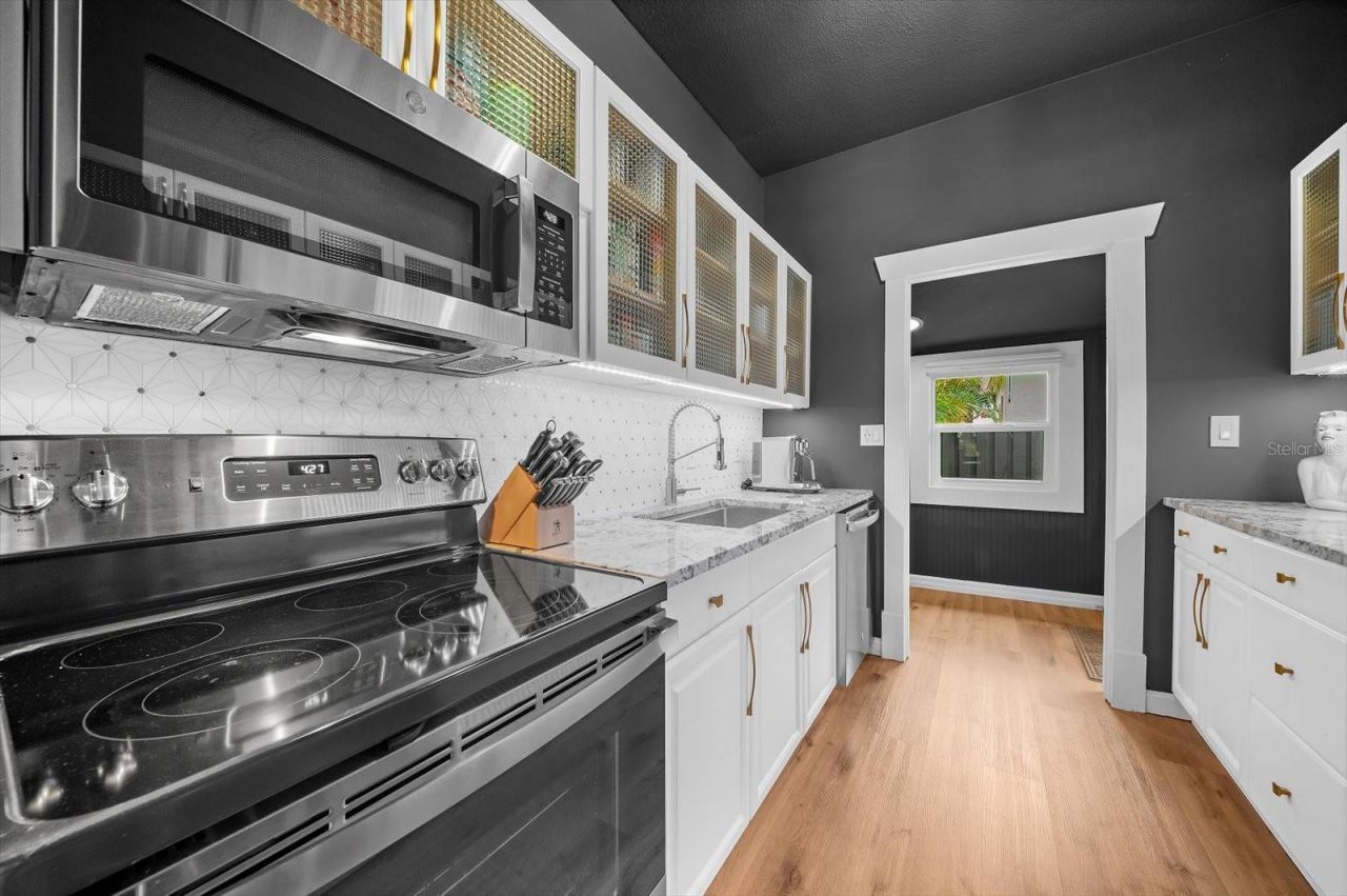 127 23rd Street N, Saint Petersburg, FL 33713 Photo
