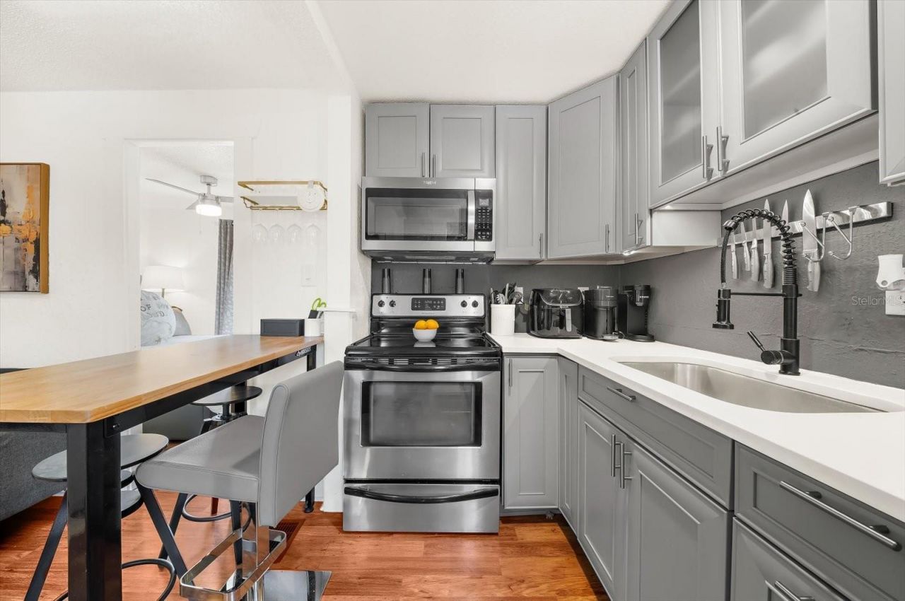 127 23rd Street N, Saint Petersburg, FL 33713 Photo