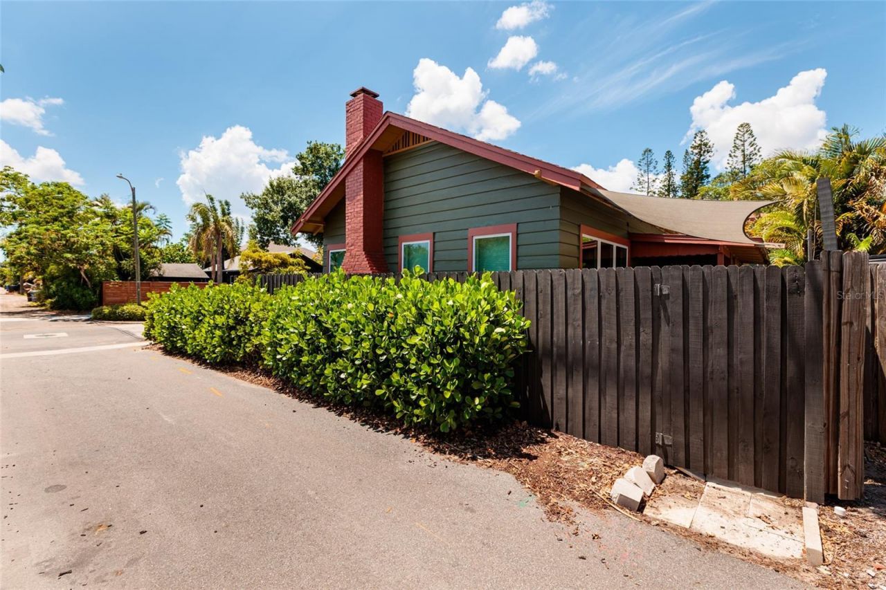 127 23rd Street N, Saint Petersburg, FL 33713 Photo