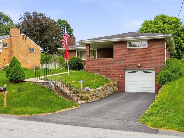 551 Millers Lane, Pittsburgh, PA 15239