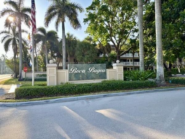 21 Royal Palm Way, Unit 2020, Boca Raton, FL 33432
