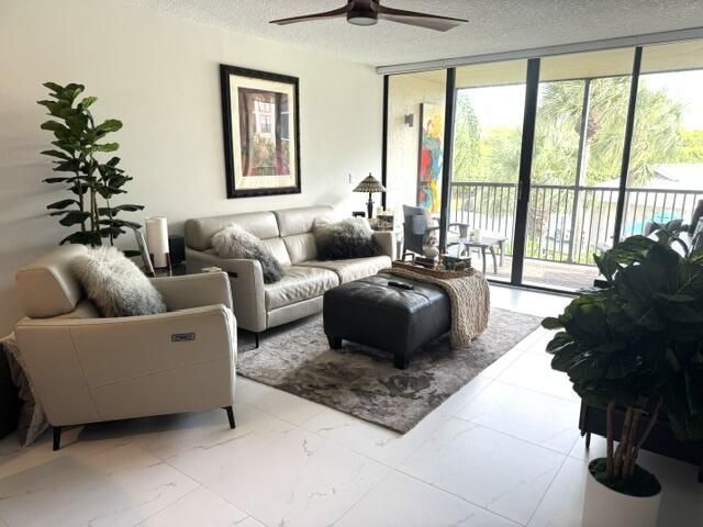 21 Royal Palm Way, Unit 2020, Boca Raton, FL 33432 Photo