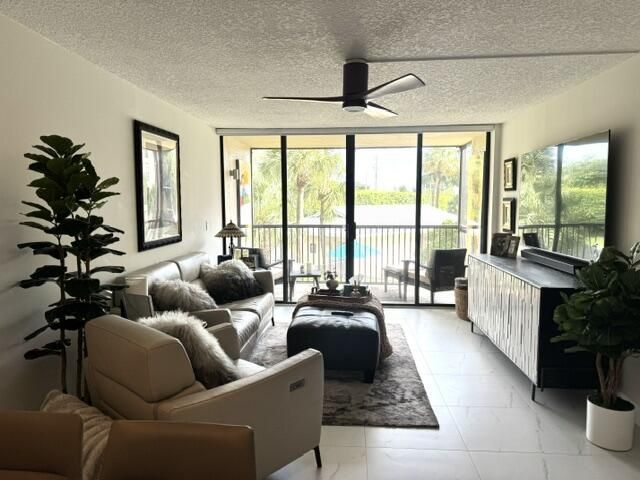 21 Royal Palm Way, Unit 2020, Boca Raton, FL 33432 Photo