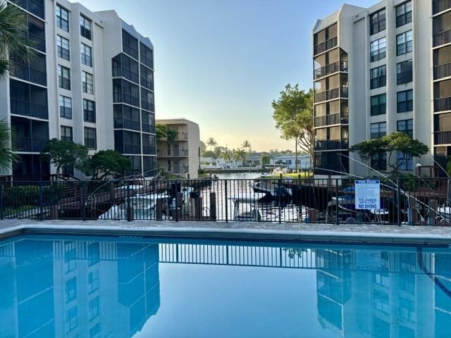 21 Royal Palm Way, Unit 2020, Boca Raton, FL 33432 Photo