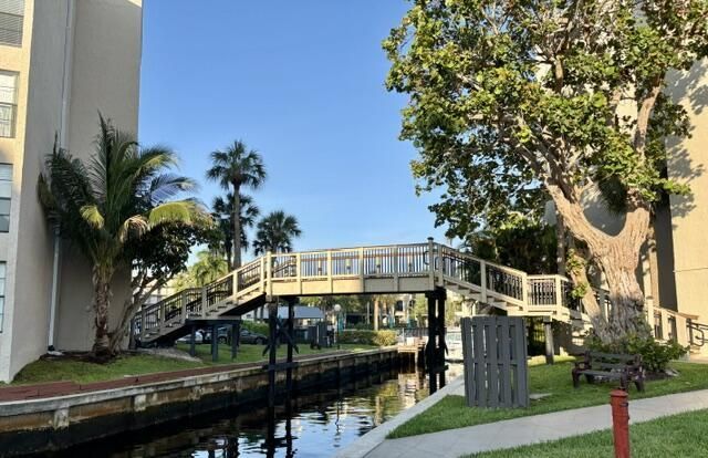 21 Royal Palm Way, Unit 2020, Boca Raton, FL 33432 Photo