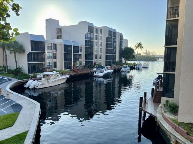 21 Royal Palm Way, Unit 2020, Boca Raton, FL 33432 Photo