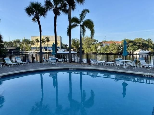21 Royal Palm Way, Unit 2020, Boca Raton, FL 33432 Photo