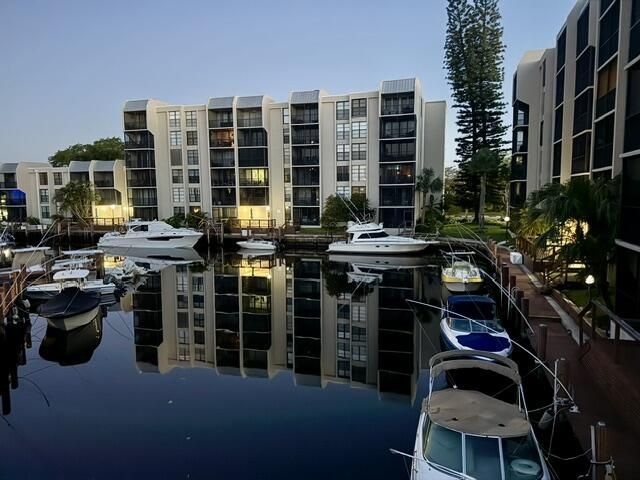 21 Royal Palm Way, Unit 2020, Boca Raton, FL 33432 Photo