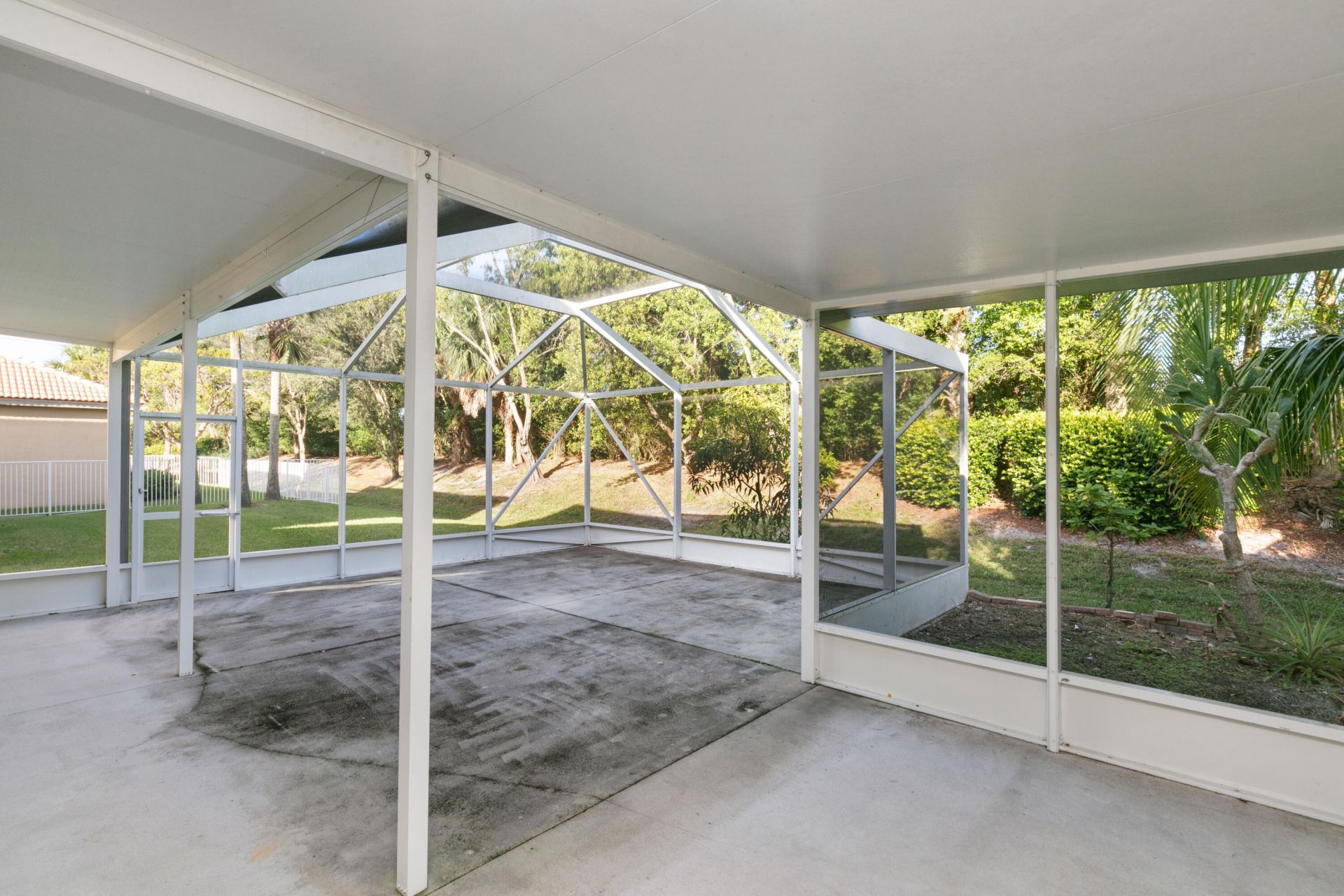 1086 NW Leonardo Circle, Port Saint Lucie, FL 34986 Photo