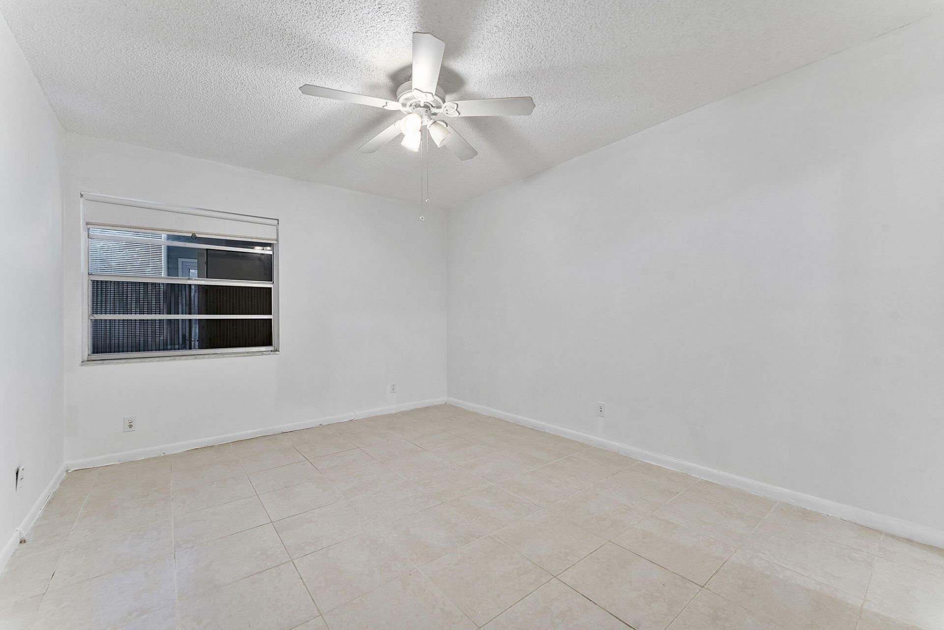 877 Flanders S, Delray Beach, FL 33484 Photo