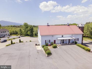 140 15 LORA DRIVE , Unit 1-5, WOODSTOCK, VA 22664