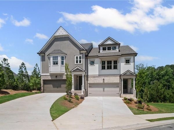 201 Retreat Lane , Canton, GA 30114
