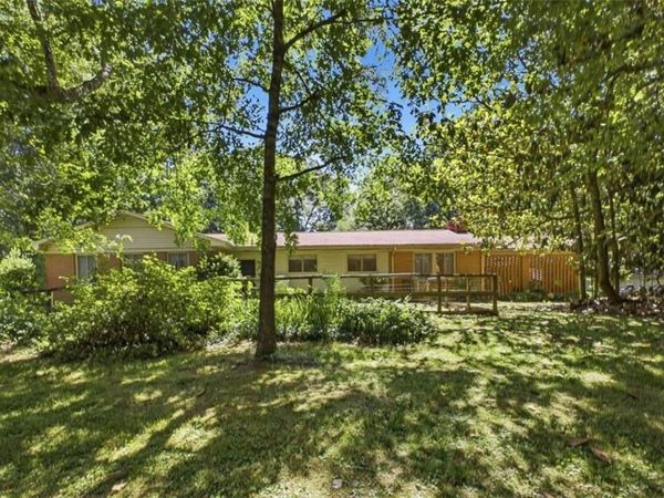 1202 Cave Spring Road , Cedartown, GA 30125