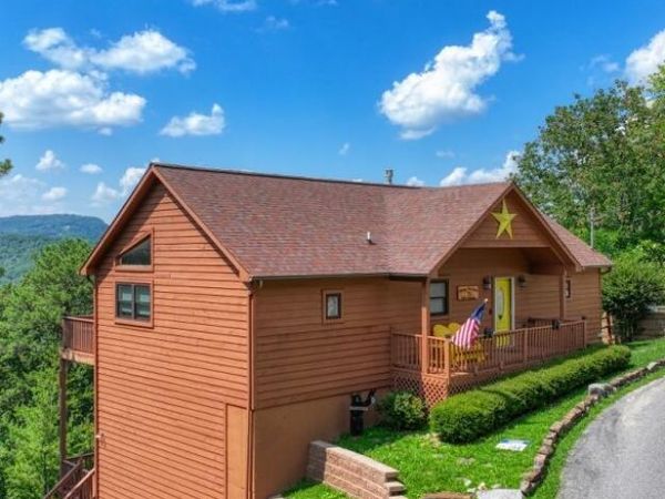 4109 Ole Smoky Way, Sevierville, TN 37862