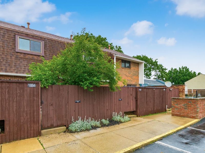 1884 Willoway Circle S, Columbus, OH 43220 Photo 41