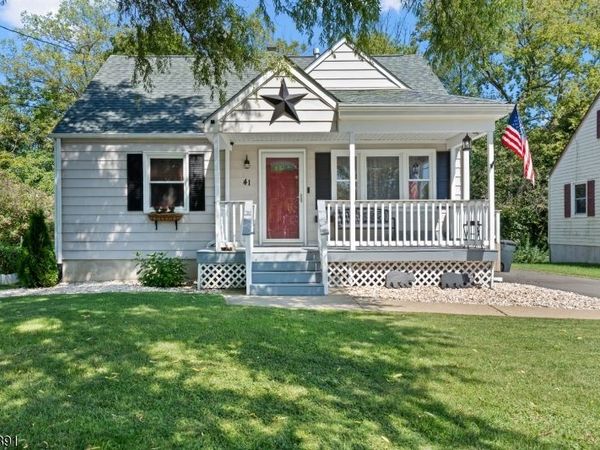 41 N Riverview Rd, Phillipsburg, NJ 08865