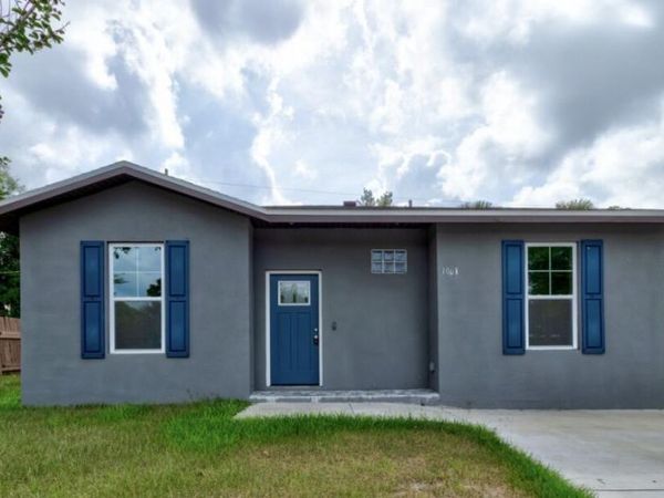 1061 Thunderbird Drive, Daytona Beach, FL 32117