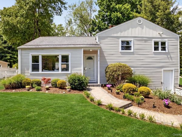 2435 Susan Court , Yorktown Heights, NY 10598