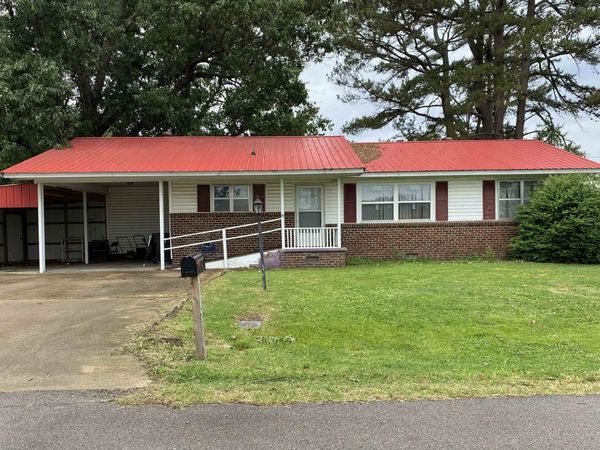 704 Barbara Lane, Walnut Ridge, AR 72476