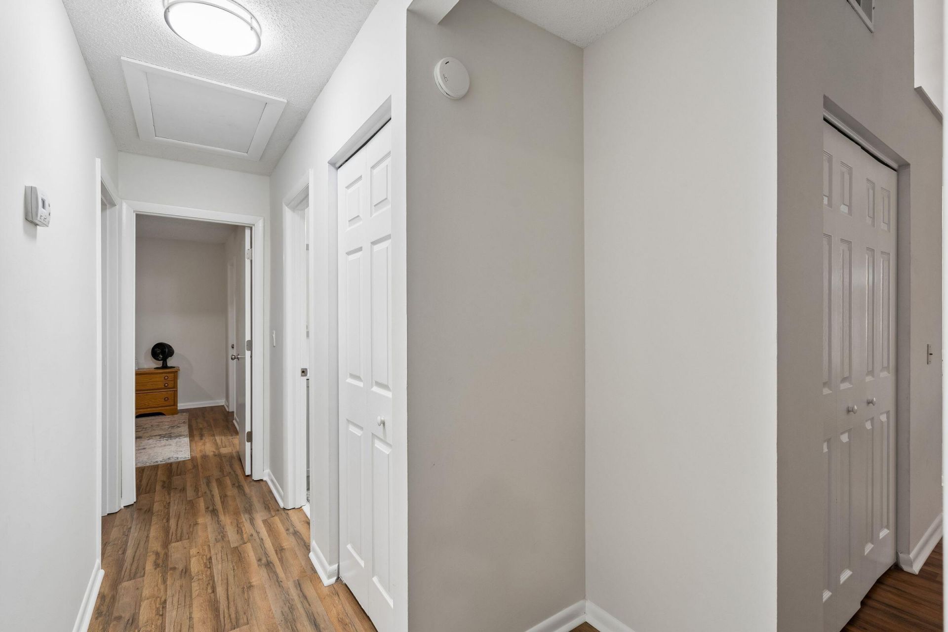 1036 Oakcrest Drive Photo 19