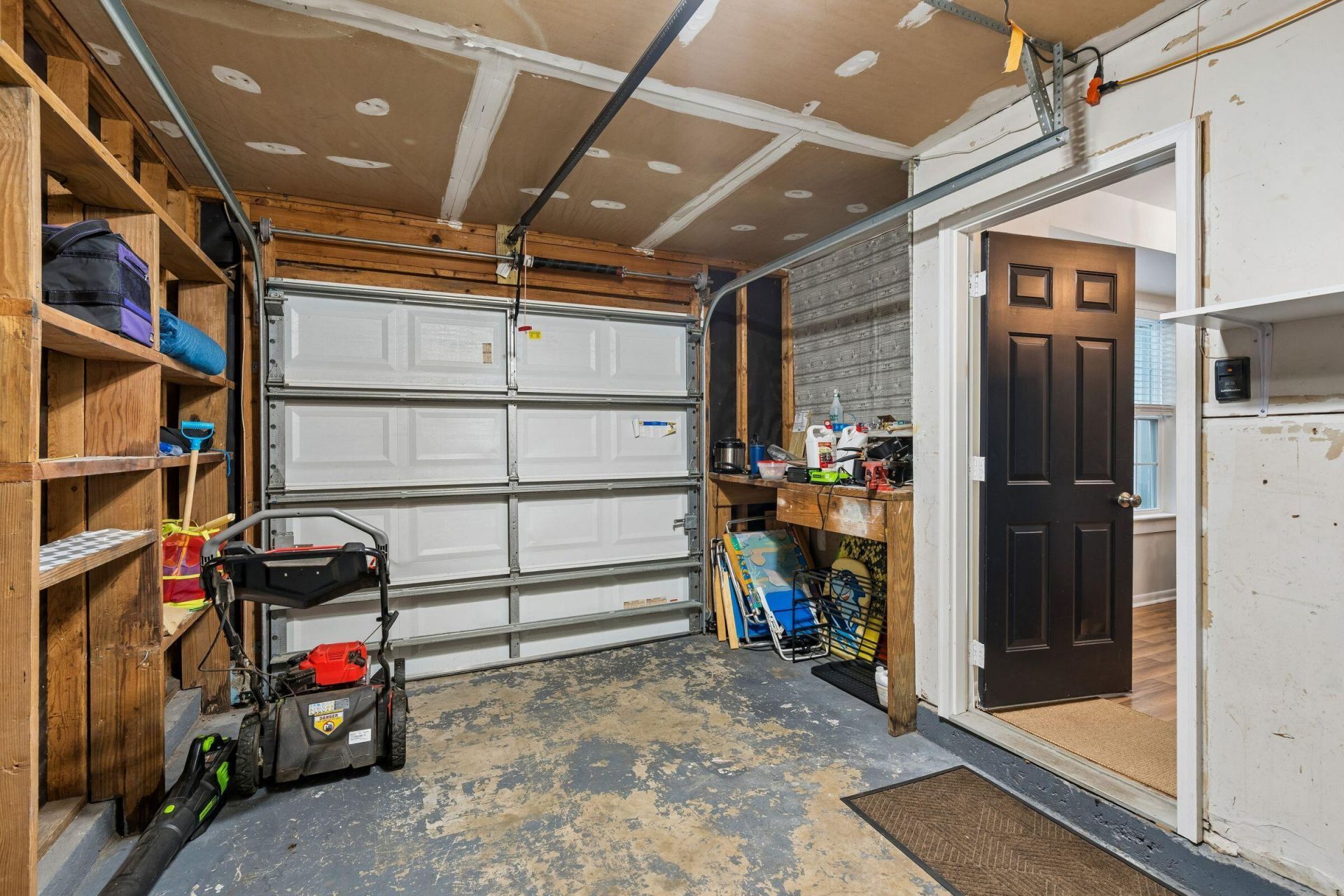 1036 Oakcrest Drive Photo 37