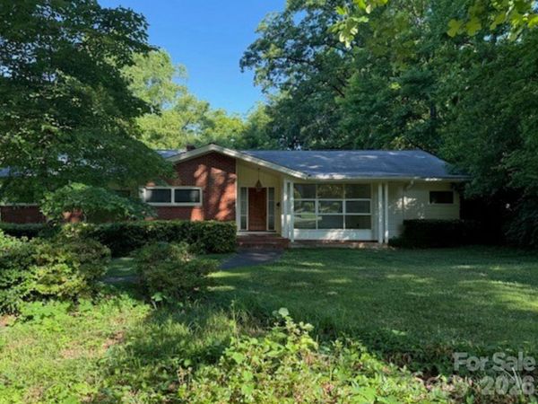 2028 Ferncliff Road , Charlotte, NC 28211