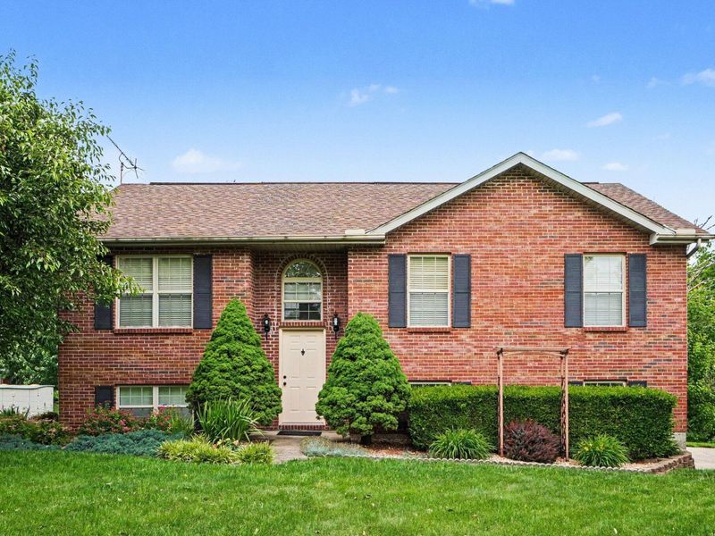 32 Ridge View Circle, Dry Ridge, KY 41035 Photo 2