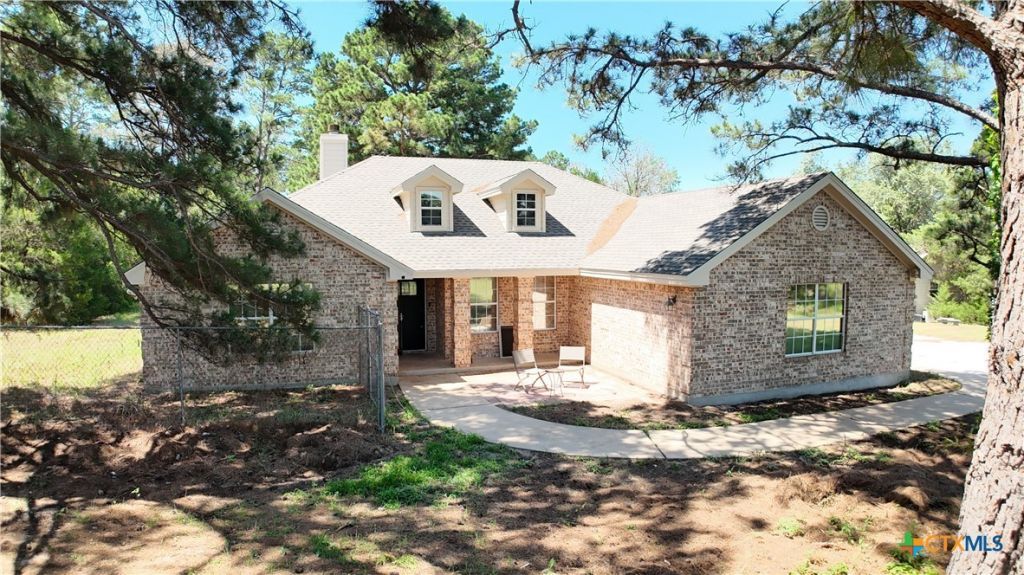 911 Fm1441 Street, Bastrop, TX 78602 Main Photo