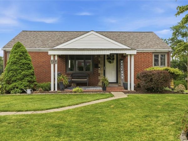 664 Somerville Dr, Pittsburgh, PA 15243