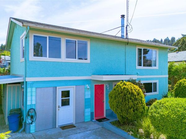 1584 Freda St, Crofton, BC V0R 1R0