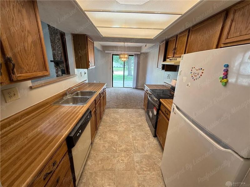 1453 Sanzon Drive, Fairborn, OH 45324 Photo 15