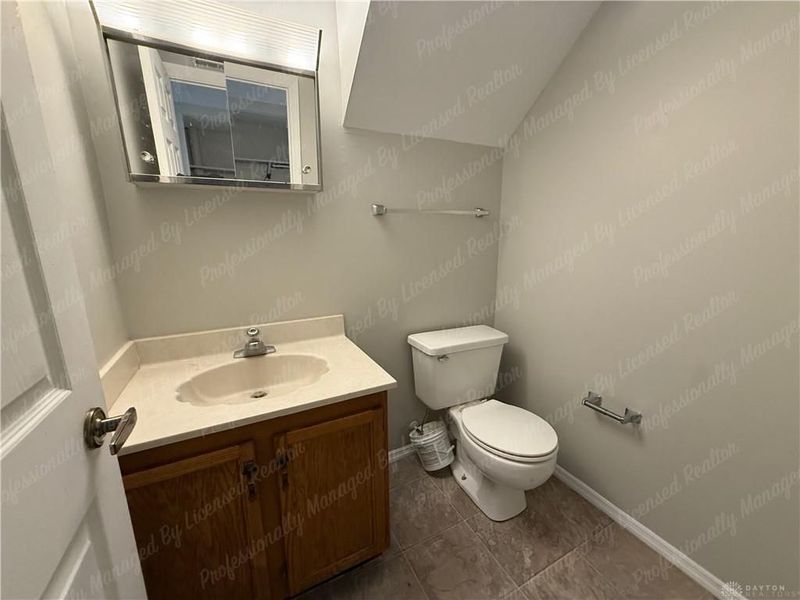 1453 Sanzon Drive, Fairborn, OH 45324 Photo 17