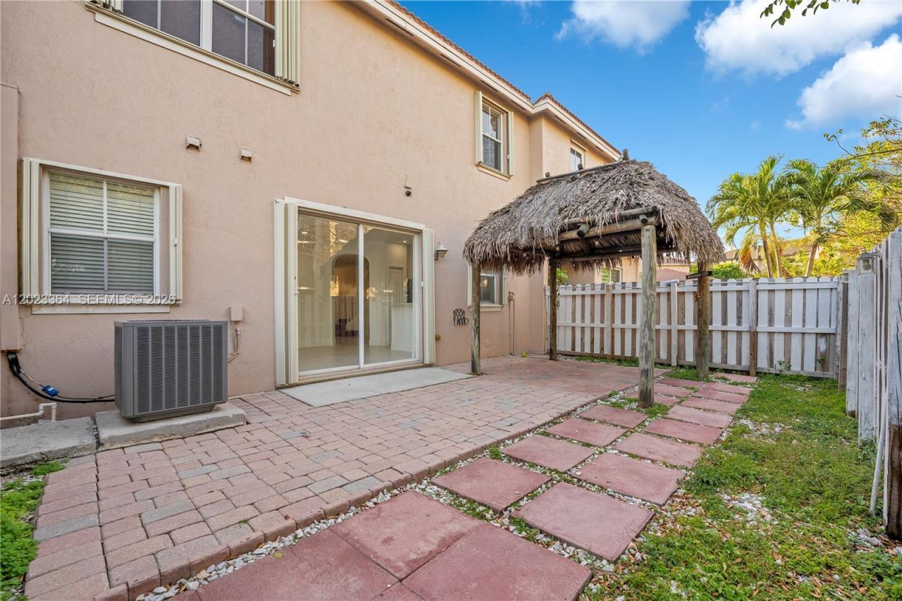 27433 SW 137th Ct, Unit 1, Homestead, FL 33032 Photo