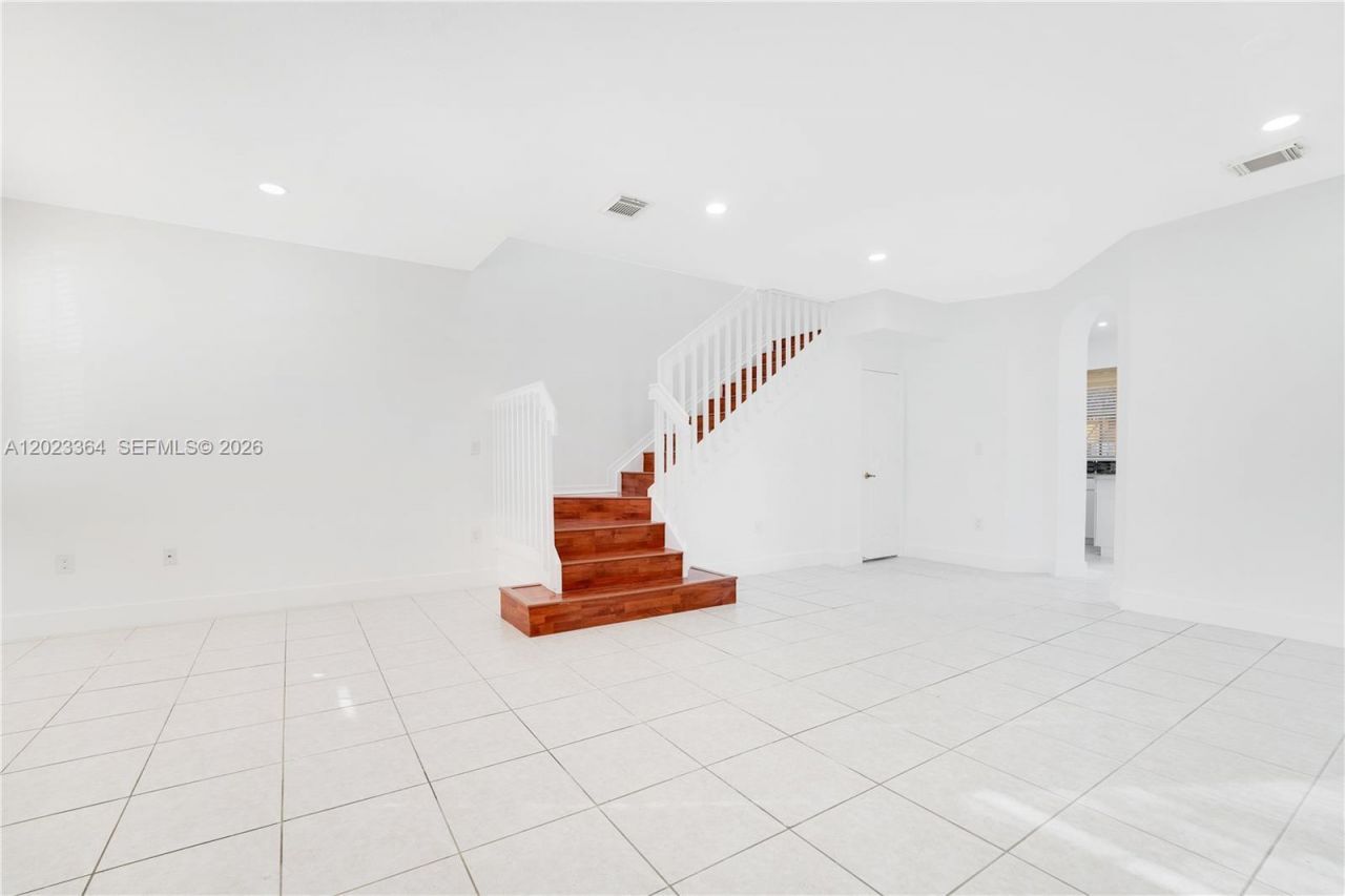 27433 SW 137th Ct, Unit 1, Homestead, FL 33032 Photo