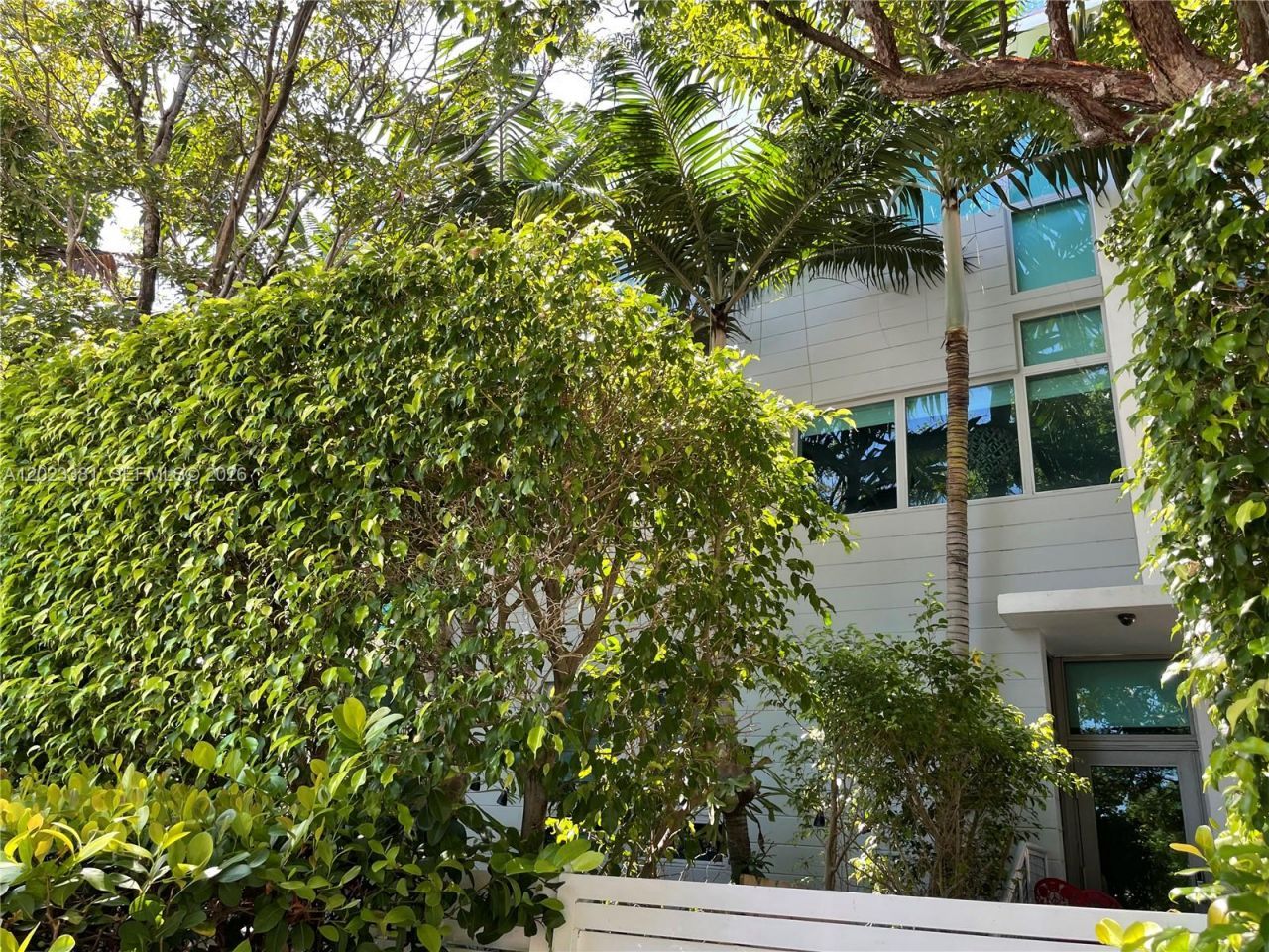734 Michigan Ave, Unit 7, Miami Beach, FL 33139 Photo