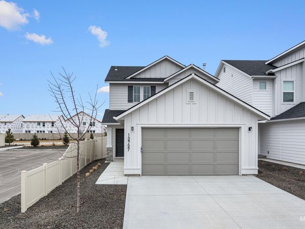 2114 S Border Way, Meridian, ID 83642