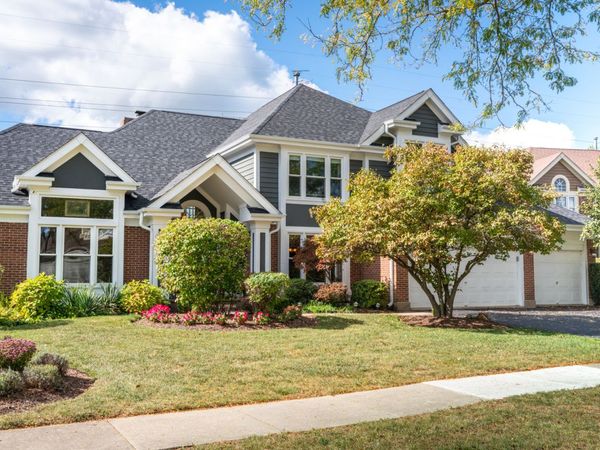 2116 Birchwood Lane , Buffalo Grove, IL 60089