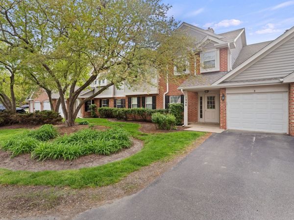 1246 E Evergreen Drive , Unit 7, Palatine, IL 60074